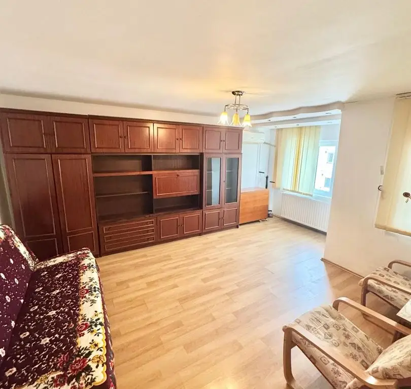 Apartament 3 camere de vânzare – Miron Nicolescu