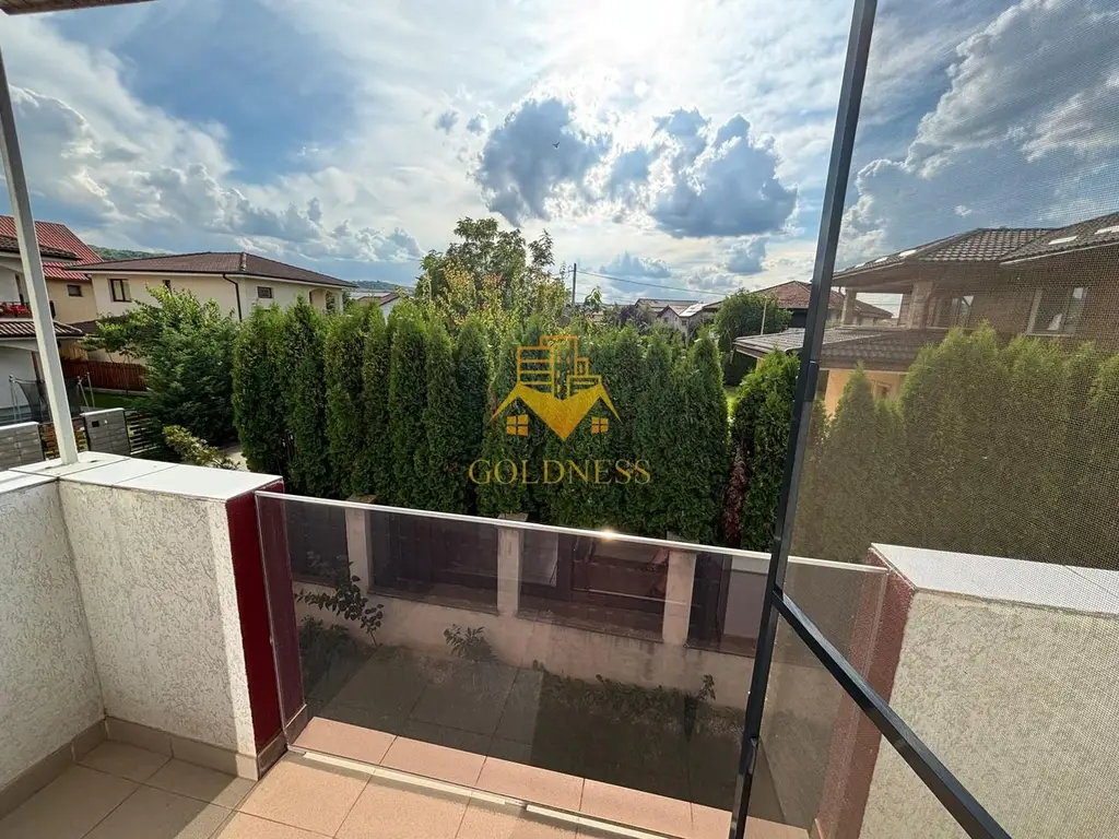 Duplex, 4 camere, modern, curte, terasă, 200mp teren, Florești