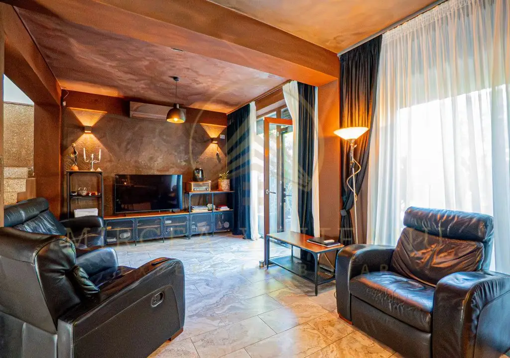 Casa P+1E de vanzare in Mamaia - Tabara Navodari
