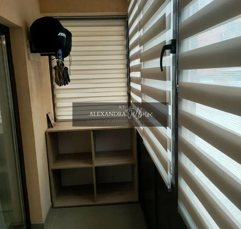 Apartament 3 camere, terasă, balcon închis, parcare