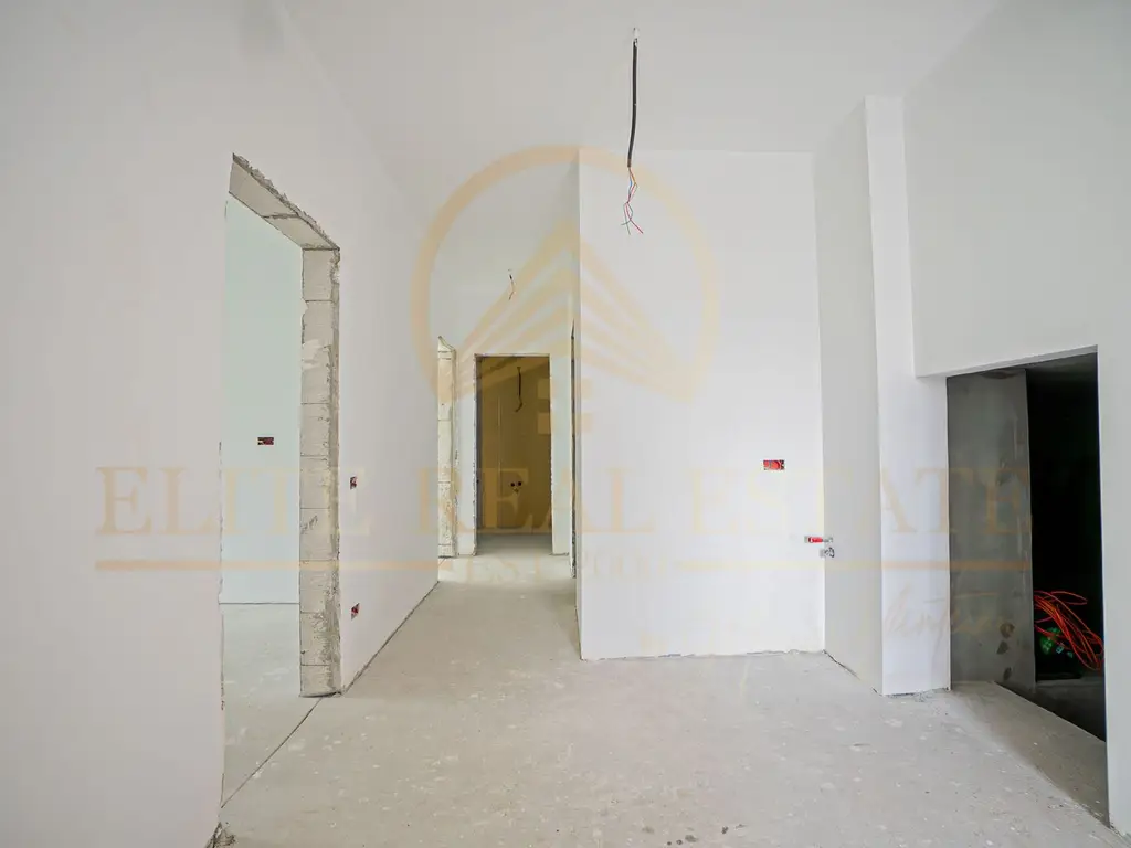 KM 5 - Complex Alpha Residence – Apartament 3 camere cu grădină.