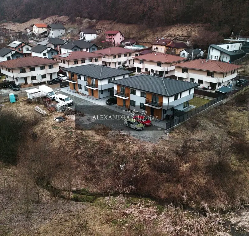 Duplex 4 camere | 120 mp utili | 180 mp curte | P+ET+POD | Floresti