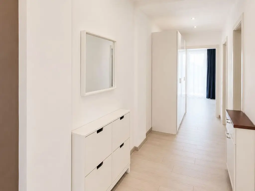 Inchiriez apartament 2 camere, Dumbravita langa padure