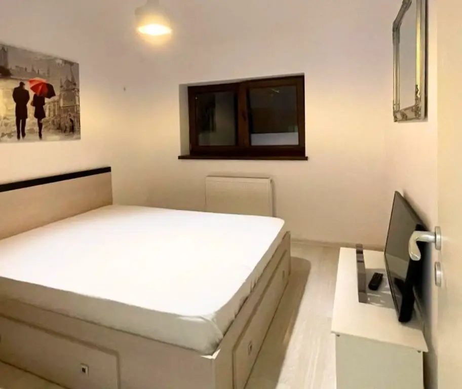 Vanzare apartament într-un imobil tip vila zona Sanpetru residence