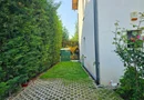 Casă modernă de vânzare, curte, 6 camere, parcare, Zona Vivo, Florești