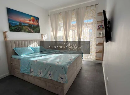 Apartament de vanzare 3 camere, 2 bai, gradina, parcare, Poligon