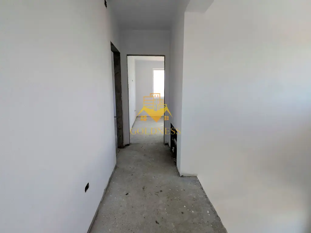 Comision 0%! Vila, 4 Camere, Dezmir, Constructie Noua, 450 mp, 4 Bai
