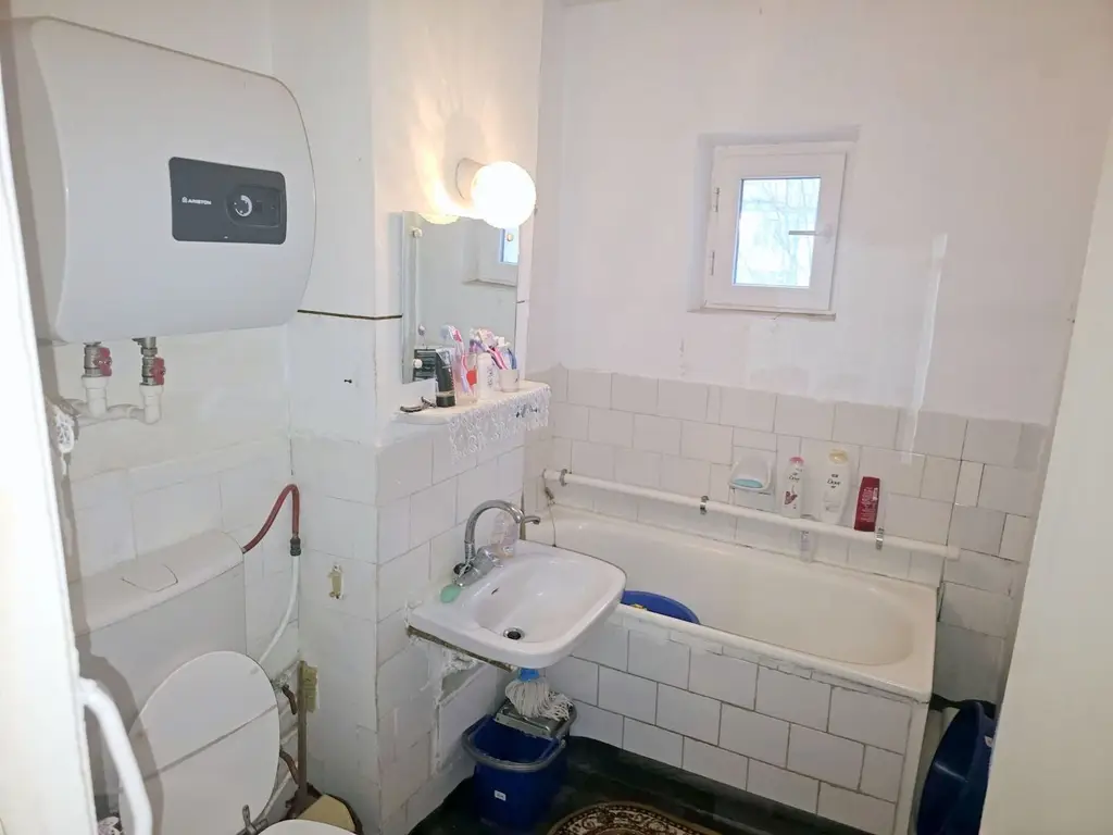 Vanzare - apartament cu 2 camere, Micro 20, J-uri - 53000 euro
