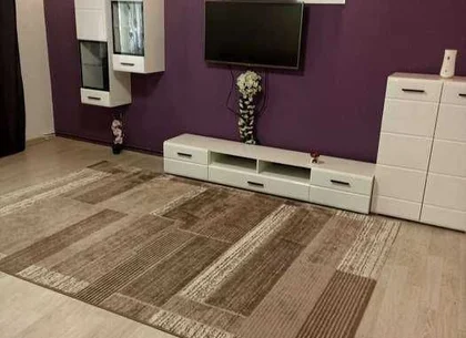 BRASADAS vinde ap 3 camere, zona soarelui etaj 1/4.