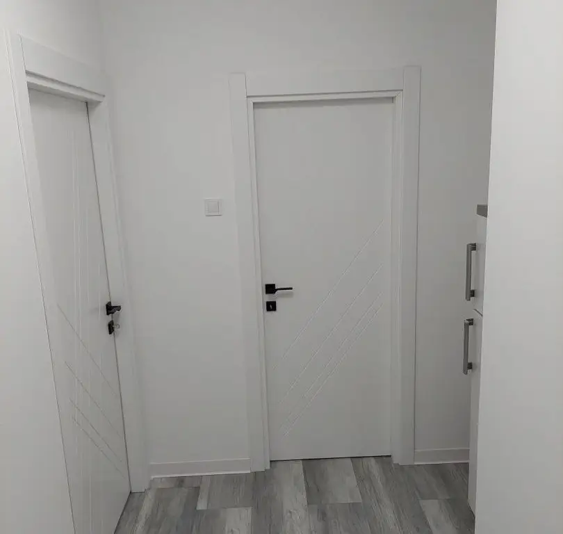 3 camere, etaj 3/4, parc IOR, metrou Nicolae Grigorescu / Titan