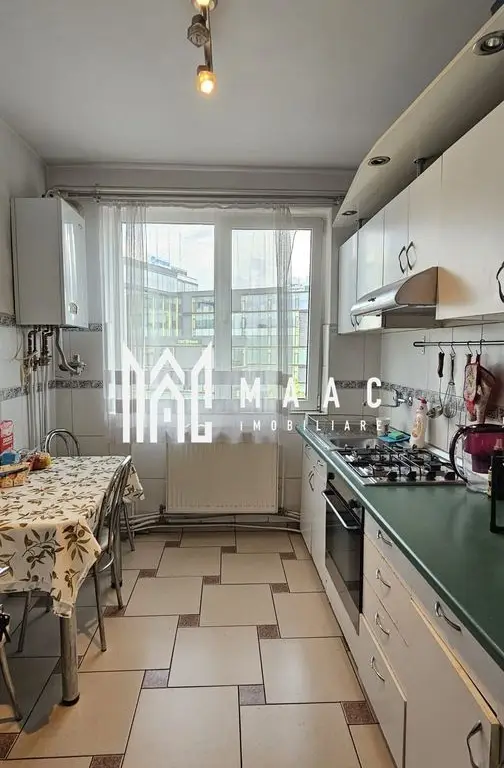 Apartament 3 camere semidecomandat | Sibiu Trei Stejari | 75 mp