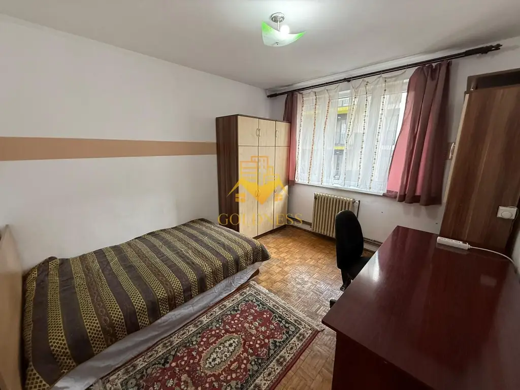 3 camere decomandate, balcon, Centru Piata Abator, Parcul Feroviarilor