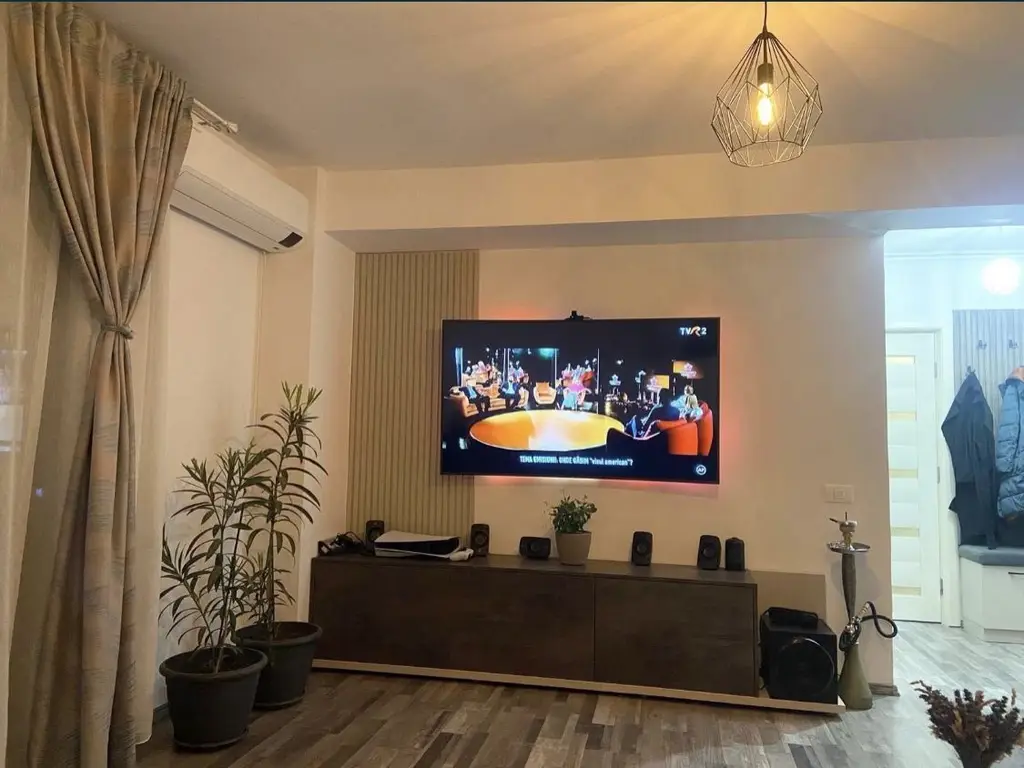 Ap cu 3 camere Palazu Mare