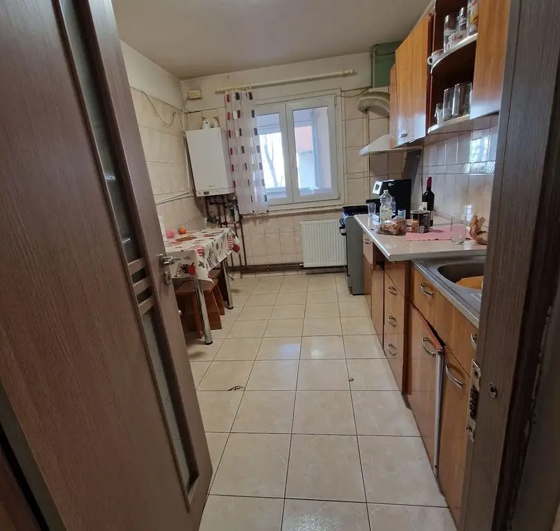 Apartament 4 camere kaufland Ferentari