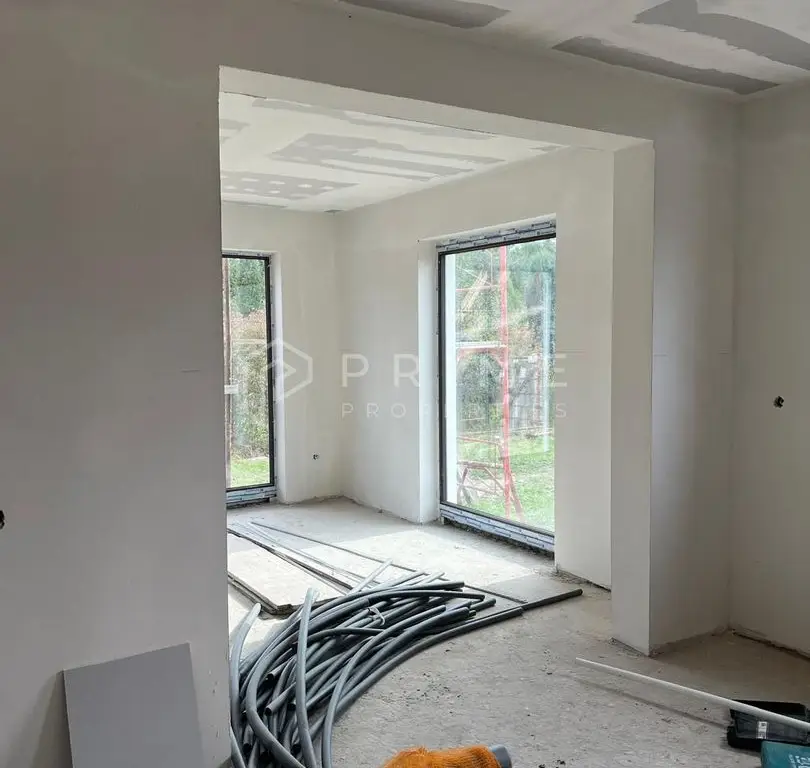 Casă nouă tip duplex izolat fonic în Livezeni