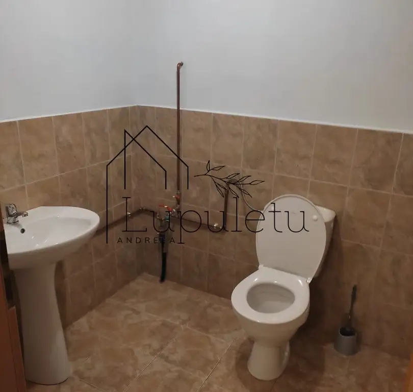 Casa de Vanzare | Individuala | 5 Camere |  184 MPU | Sura Mare