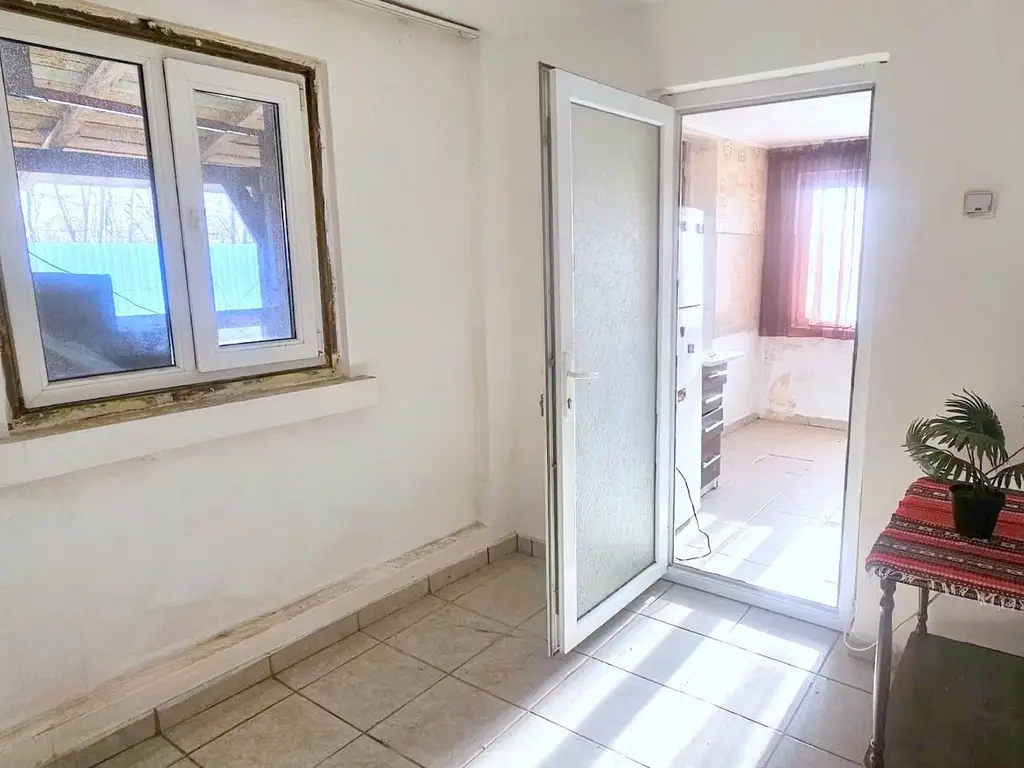 Casa cu 3 camere + 900 mp teren proprietate -Sendreni, jud. Galati
