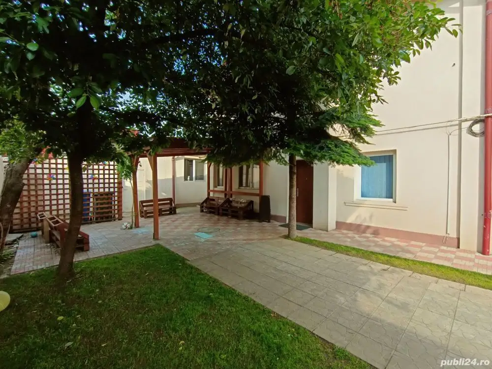 Casa 250mp 7 camere - Militari str. Orsova