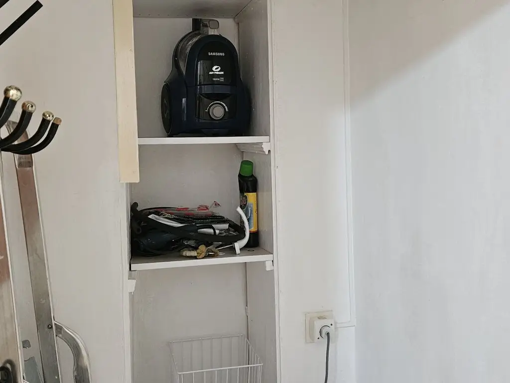 Dristor metrou garsoniera mobiliata si utilata complet