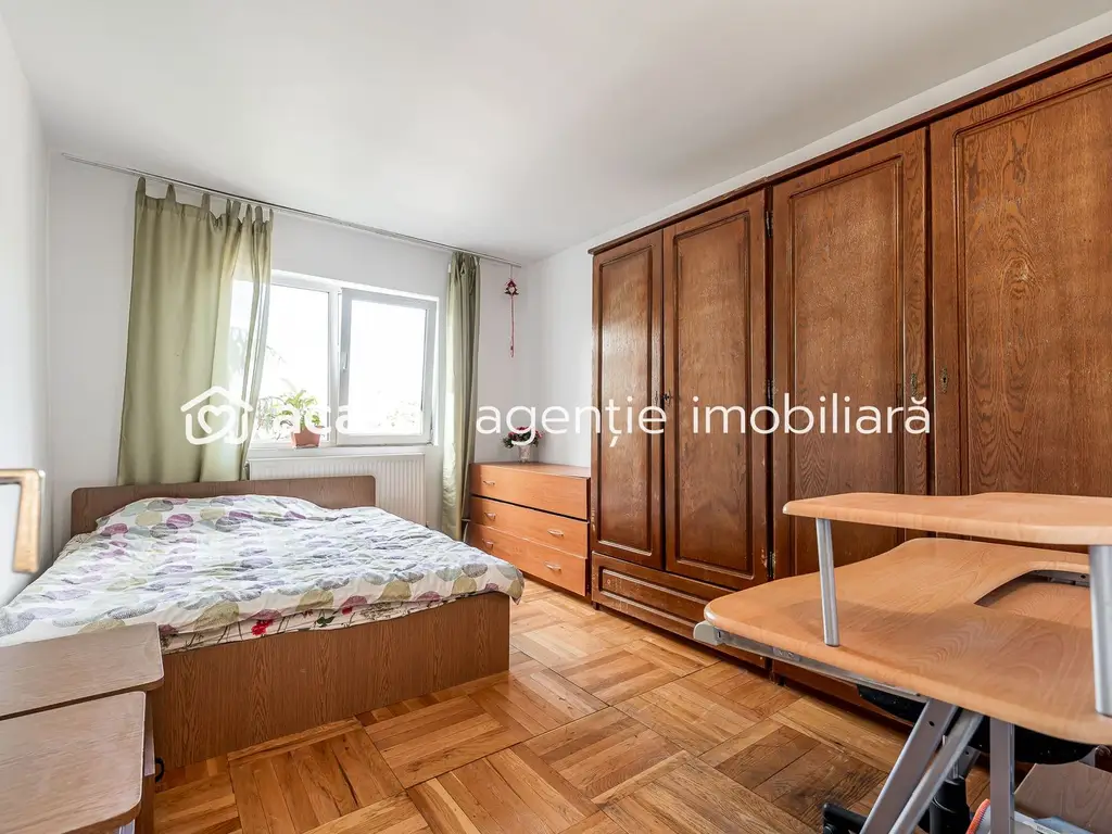 Apartament cu 3 camere, etaj 2 – Zona Vlaicu, Lebăda - COMISION 0