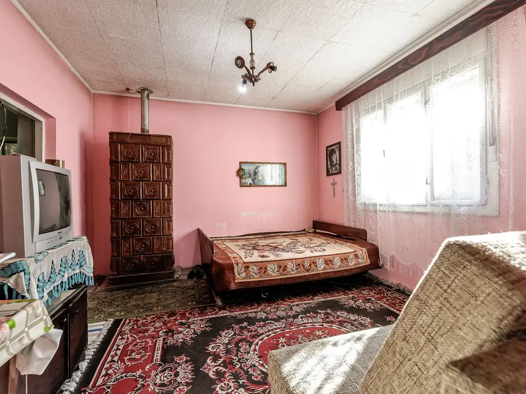 VANDUT! Casa din caramida 3 camere - Teren 755 mp - Livada, Arad
