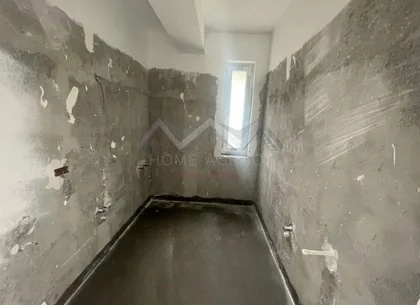Apartament 2 camere + curte 110 mp Otopeni centru
