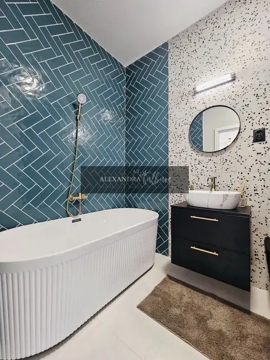 Apartament 2 camere, etaj intermediar, terasa, garaj, Eroilor