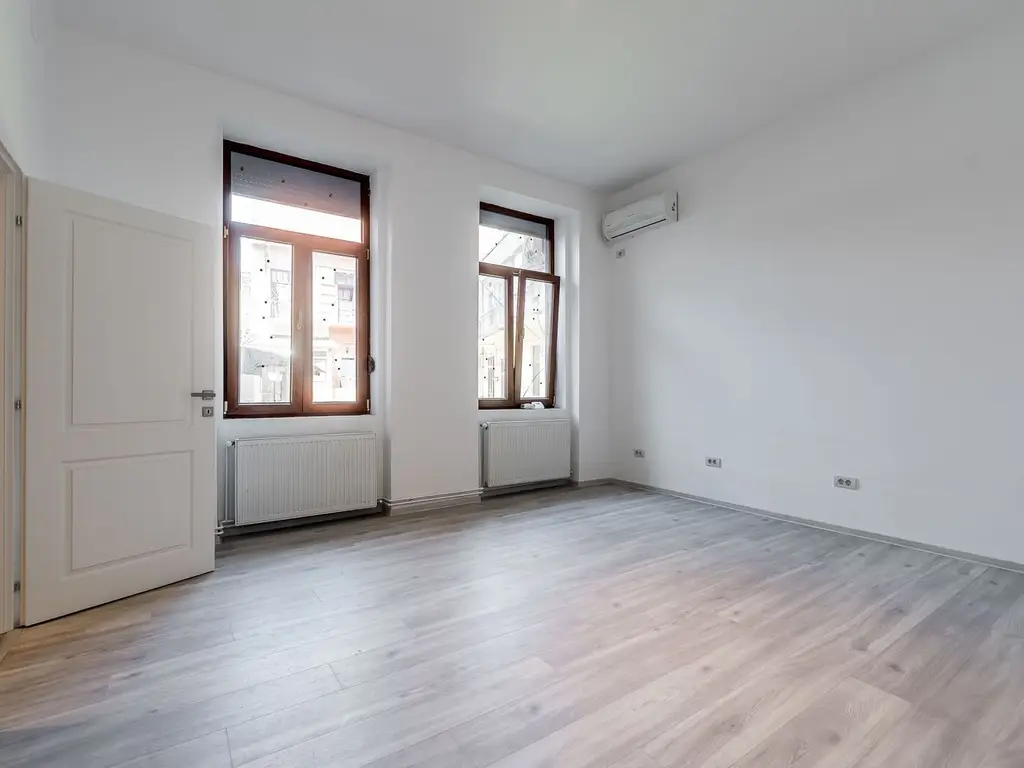 De vânzare apartmanent central | parter | renovat
