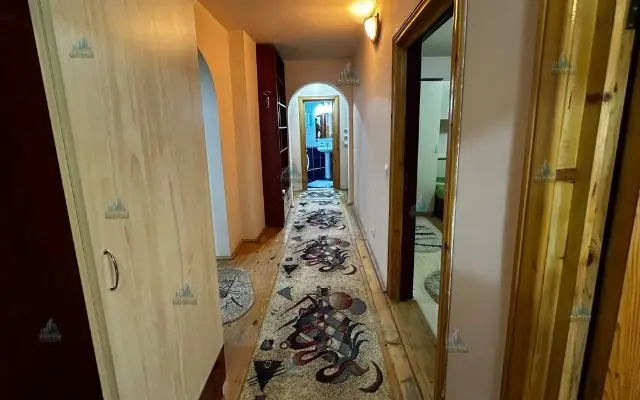 Apartament 4 camere de vânzare – Strada Daciei