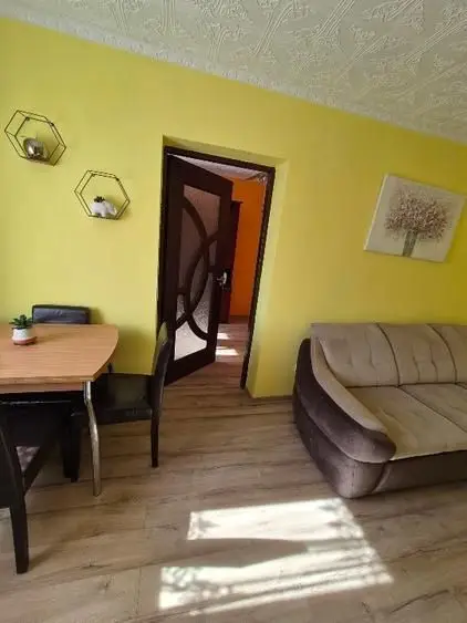 BRASADAS vinde ap 2 cam mobilat, utilat, imediat ocupabil.