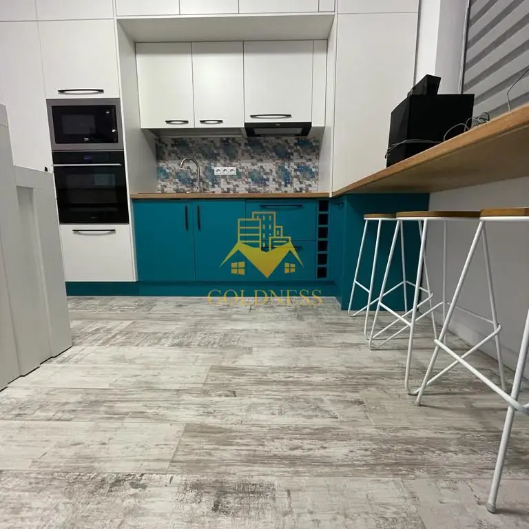 Casa, 4 Camere, 3 Parcari, Borhanci,Petfriendly,Sauna,Romul Ladea.