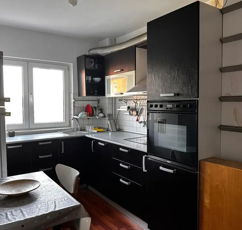 Banu Manta Titulescu apartament 2 camere mobilat de inchiriat