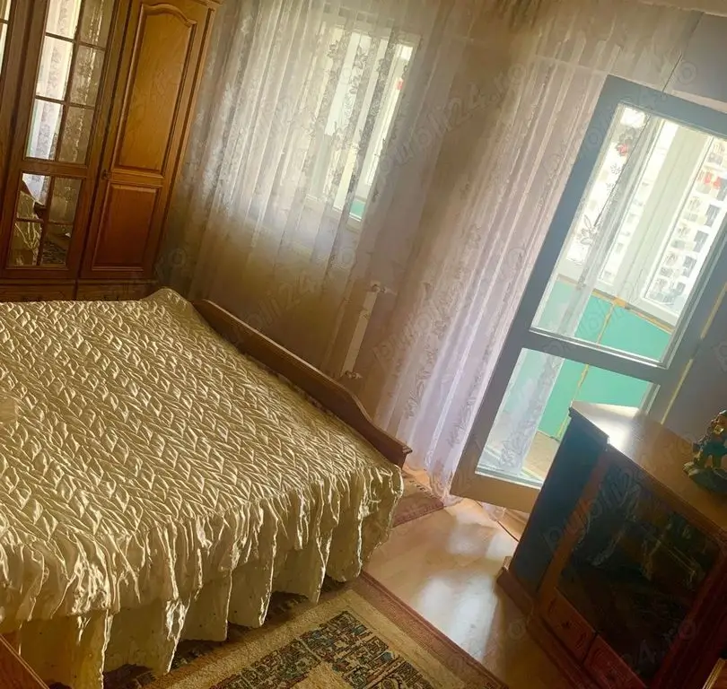 PROPRIETAR,Apartament cu 5 camere decomandat, duplex, et.4 si 5 .Bld. luliu maniu