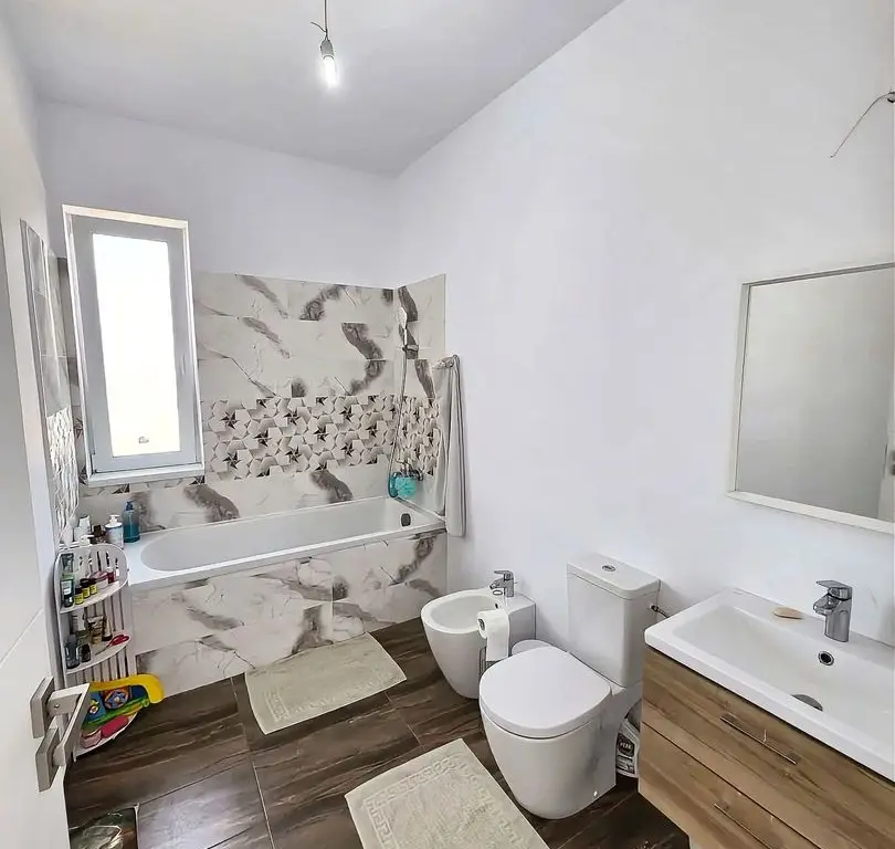 DUPLEX P+1E DE VÂNZARE ÎN MOṢNITA NOUĂ