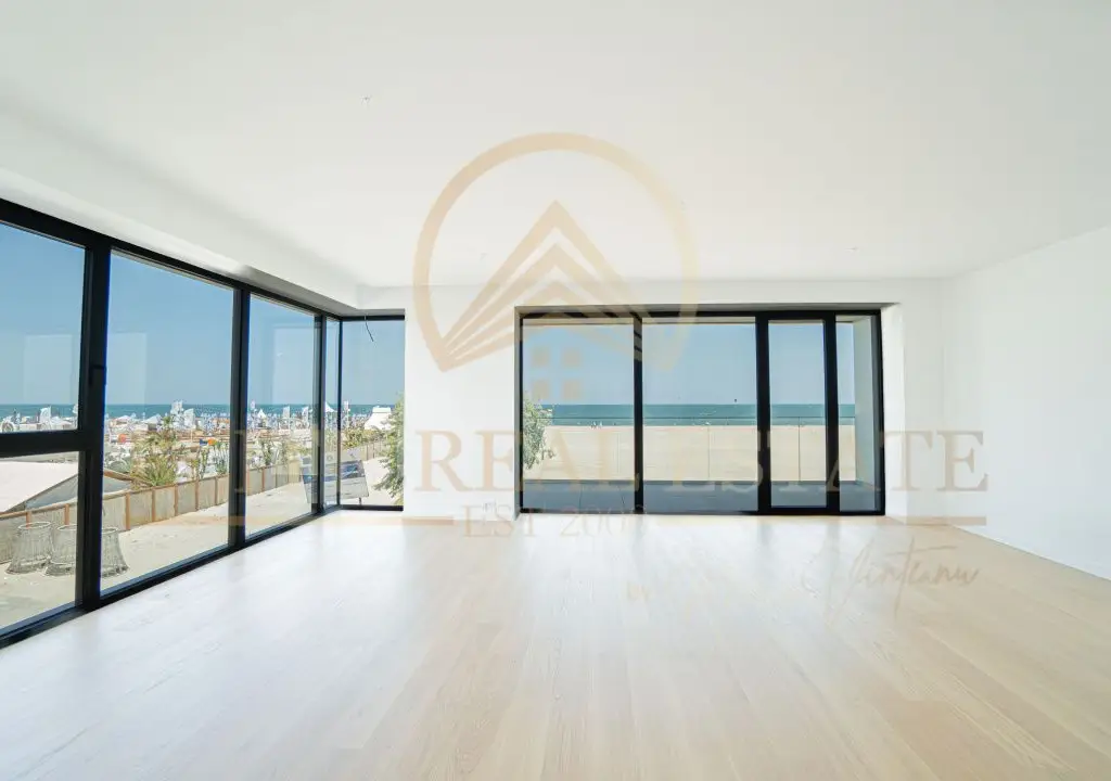 Stațiunea Mamaia – Vânzare apartament cu 4 camere, 3 bai cu vedere la mare.