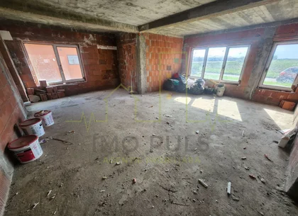 Casa individuala. 700 mp teren. Terasa mare. Suprafete generoase.