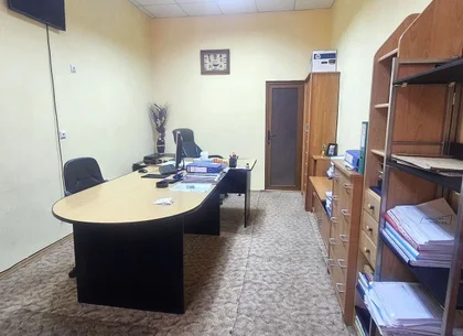 Spatiu comercial de inchiriat – 2 camere, 33 mp, zona Port