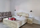 BRASADAS vinde casă cu teren generos in zona 14 Mai.