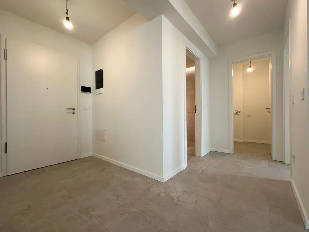 Apartament de lux 2 camere nelocuit Zona Coresi Kasper