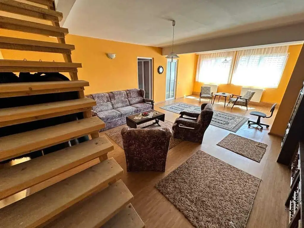 BRASADAS vinde Casa P+Et+M 241mp -zona TITULESCU.