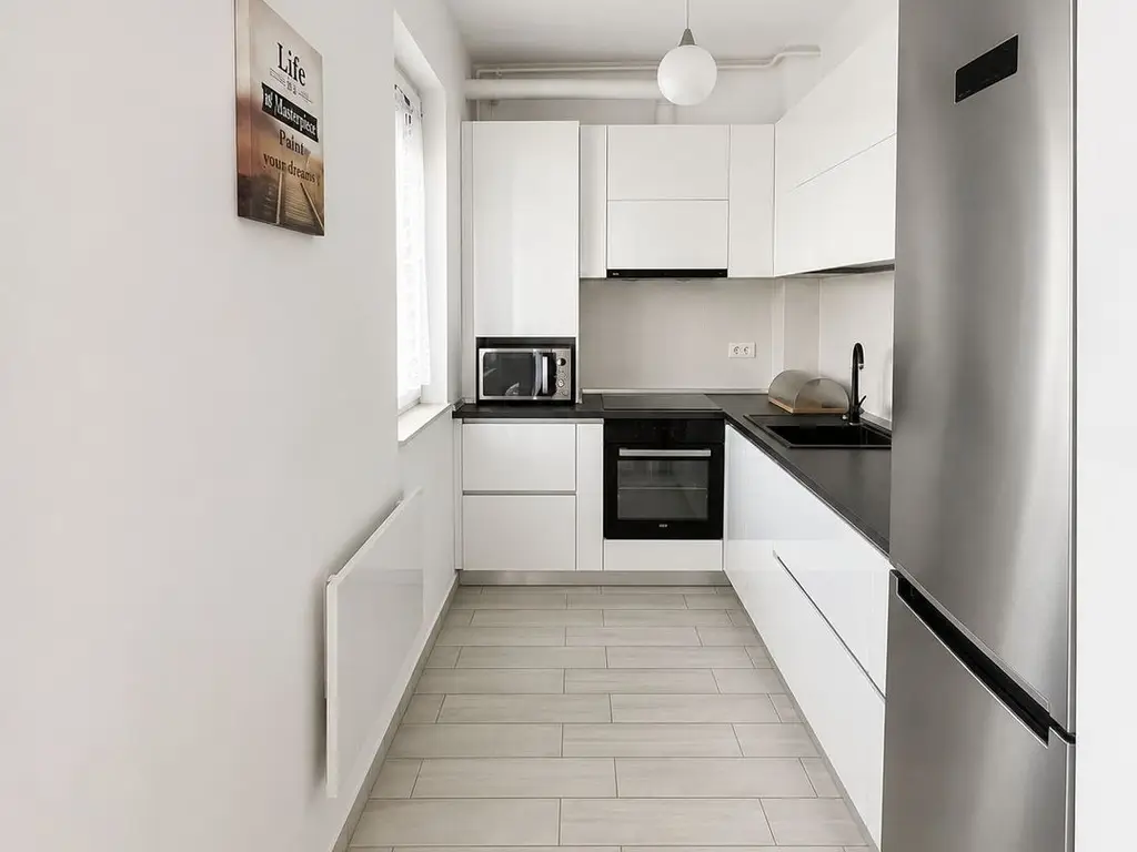 Apartament modern cu 3 camere de închiriat | Etaj 1 | 68 mp + terasă