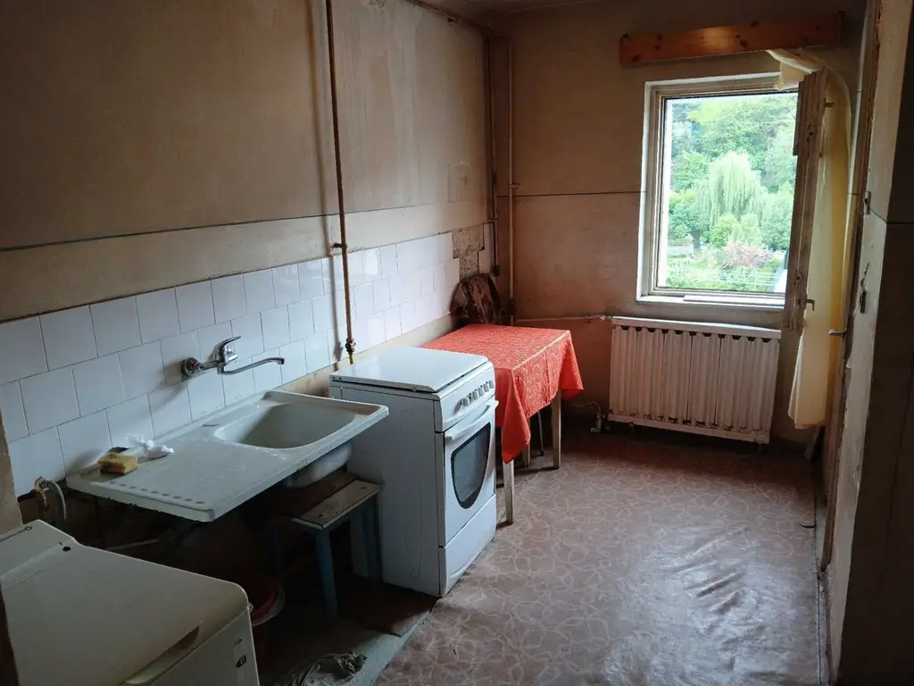 BRASADAS vinde Ap 2 cam 49mp et 4/4 Plopilor - Cluj