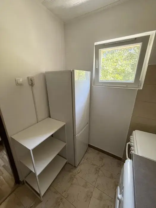 Apartament de Vanzare - 2 Camere - Aparatorii Patriei - 50 mp
