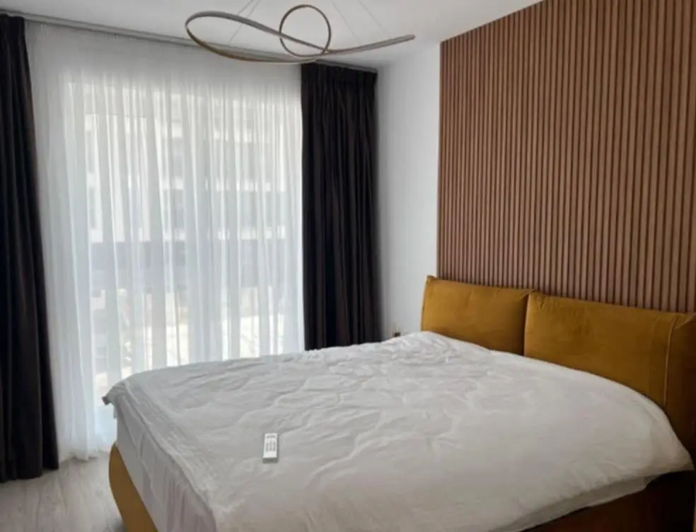 Apartament de lux 2 camere Zona Coresi Kasper 2 locuri de parcare boxă