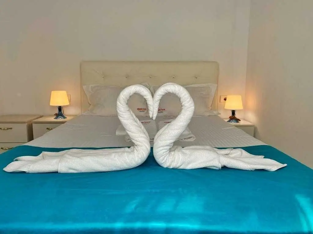 Vand apartament cu vedere la mare- Mamaia Nord