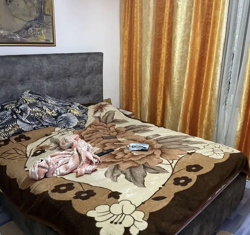 Vand/schimb apartament 3 camere, Baba Novac cu loc de parcare