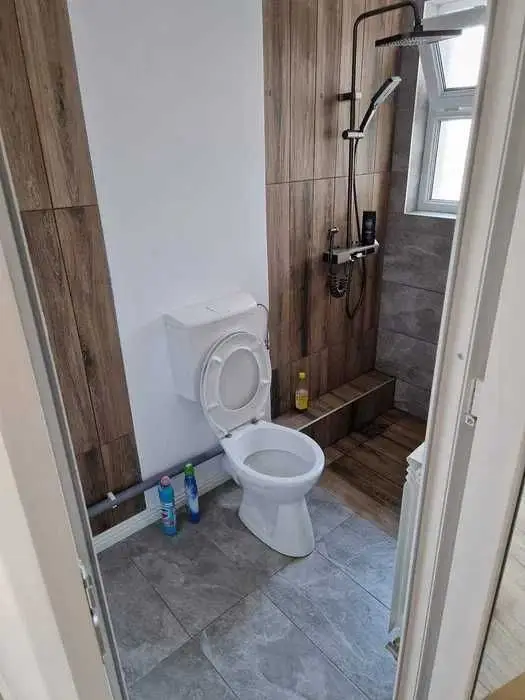 Casa complet renovata – ideala pentru locuinta, birouri sau investitie |