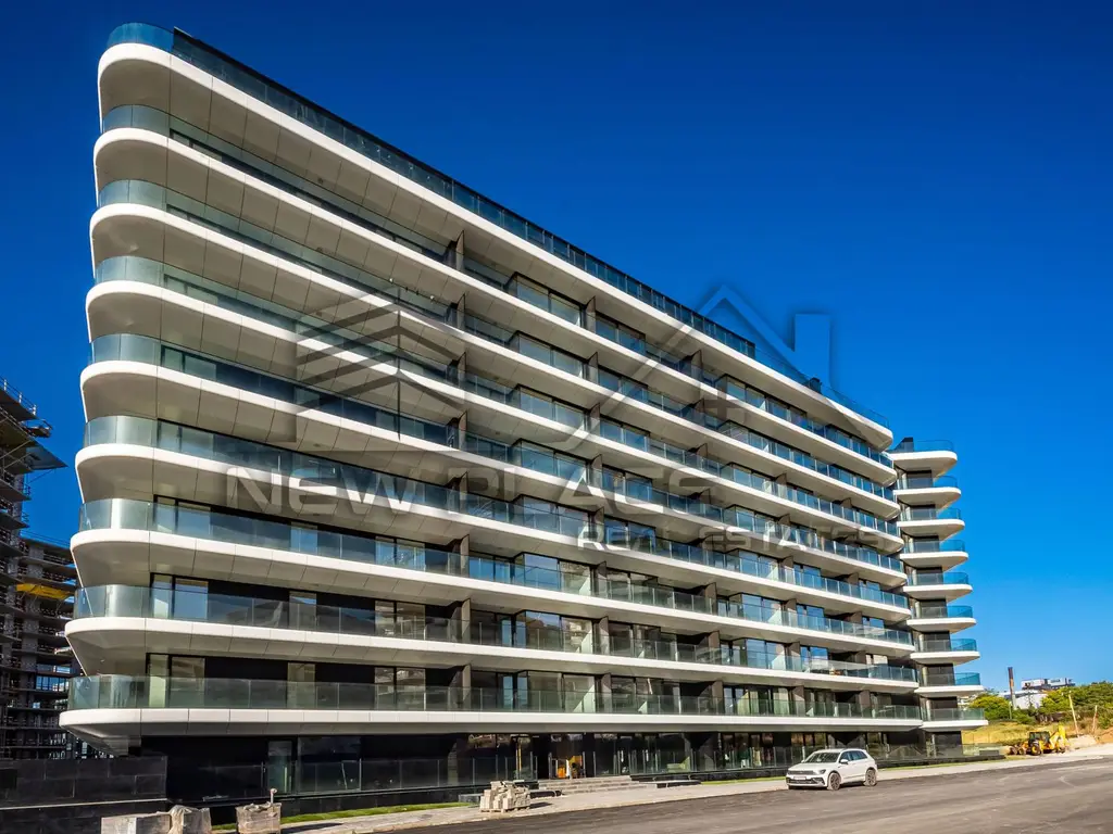 YachtKID | Terasa de 11,70 mp | 196,000+TVA | Bucatarie inchisa | LUX