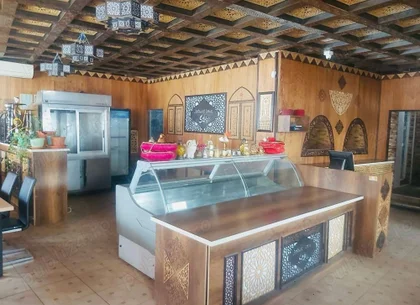 BRASADAS închiriază Sp Com 200mp fost restaurant Sect. 2