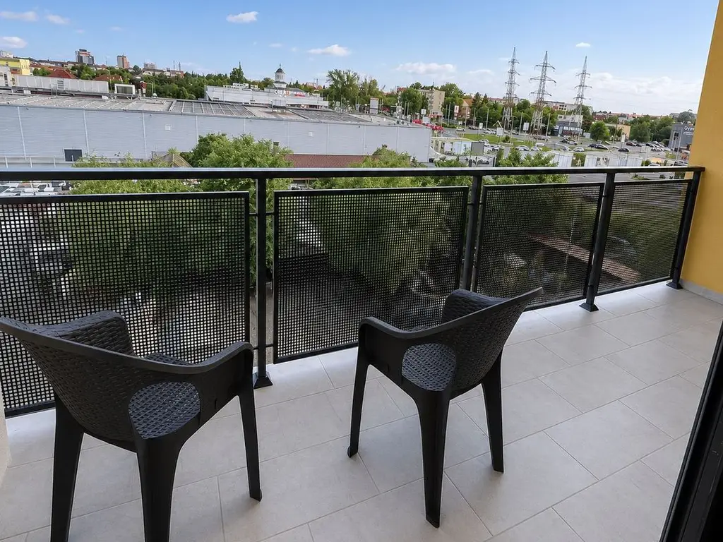 Apartament premium 3 camere, 100 mp utili, 2 terase, 3 locuri parcare